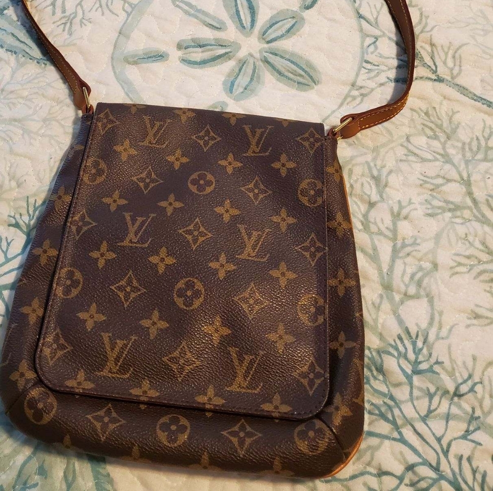 Louis Vuitton Crossbody Bag